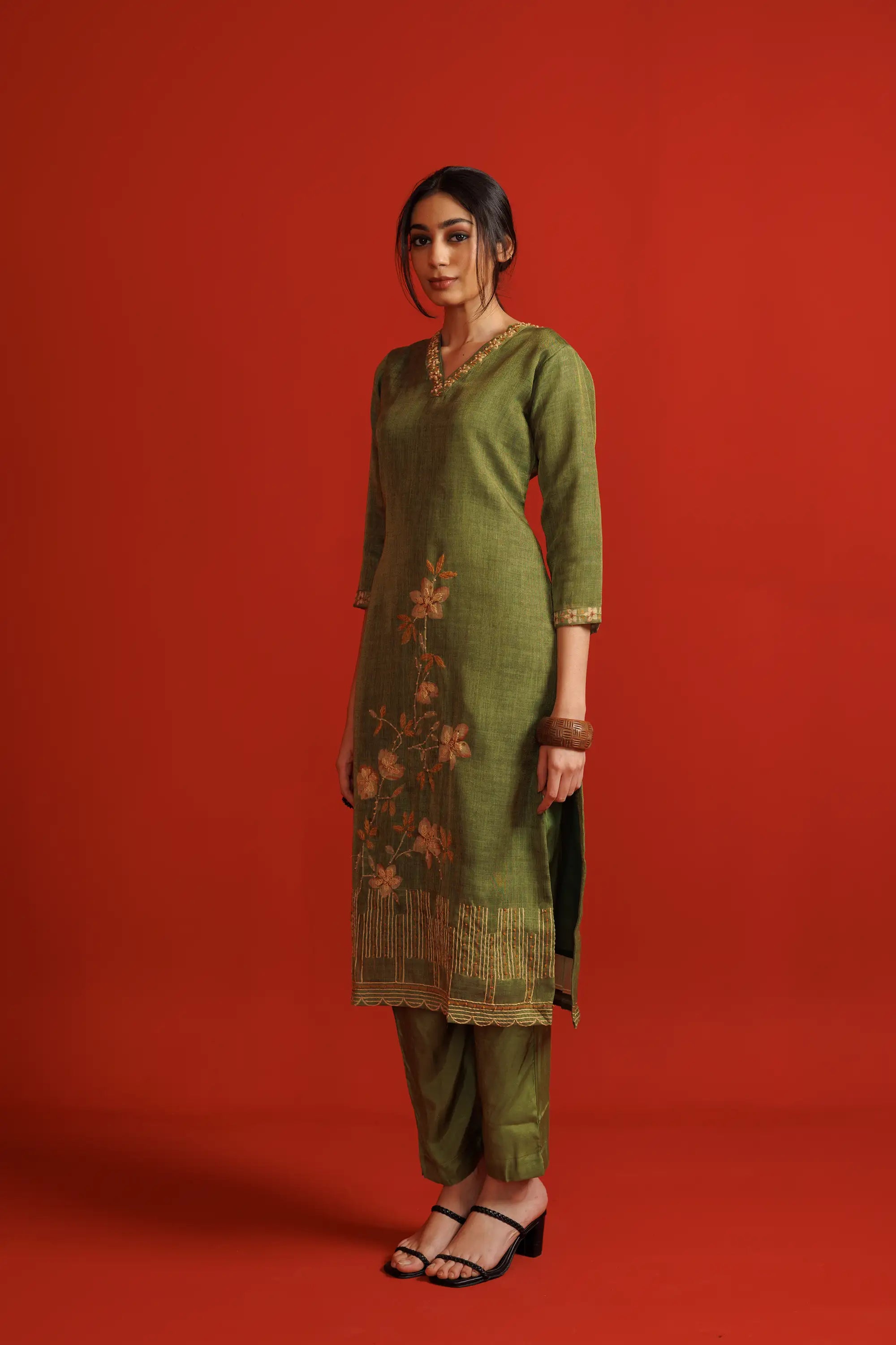 Olive Green Linen Tissue Flower Motif Kurta Set