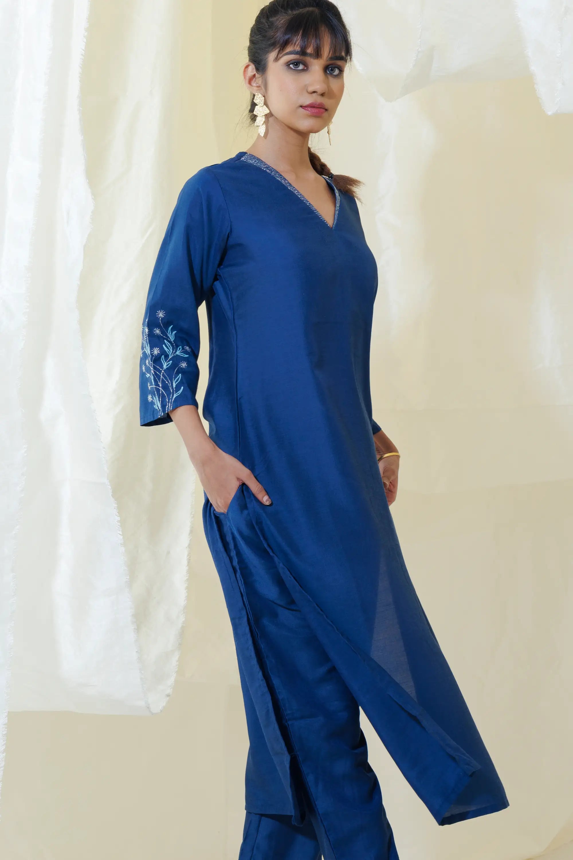 Blue straight kurta set