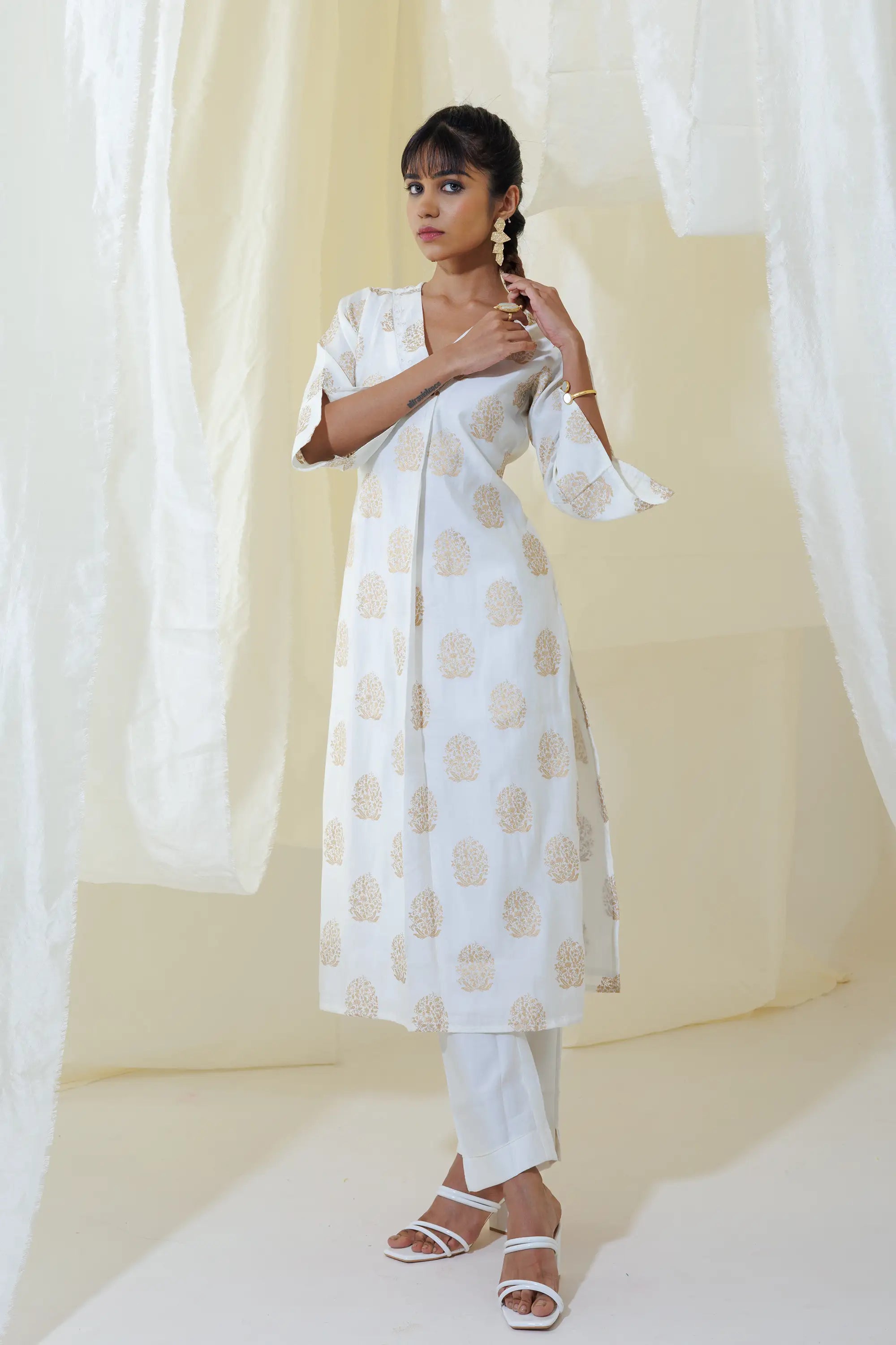 Off White Casual Kurta Set