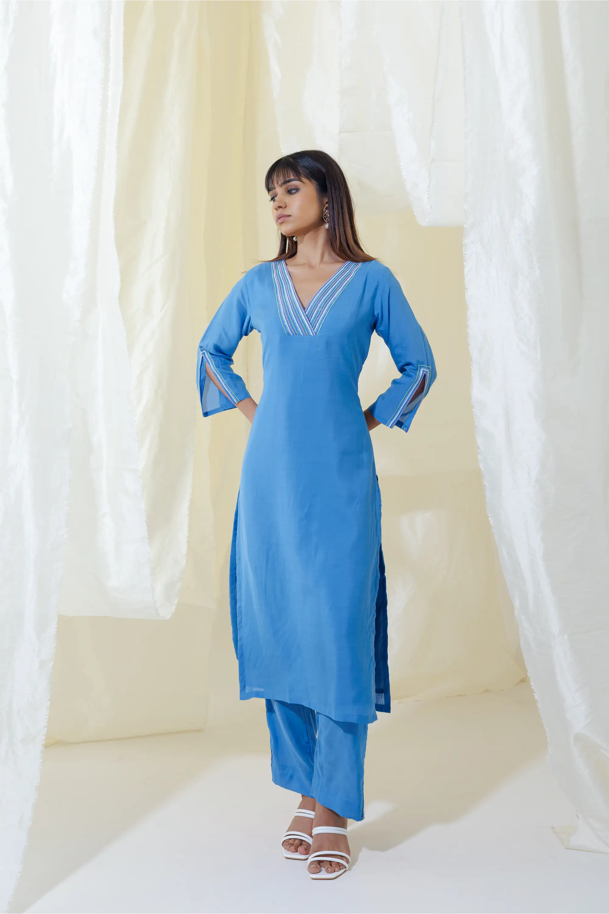 Blue Straight Fit Kurta Set