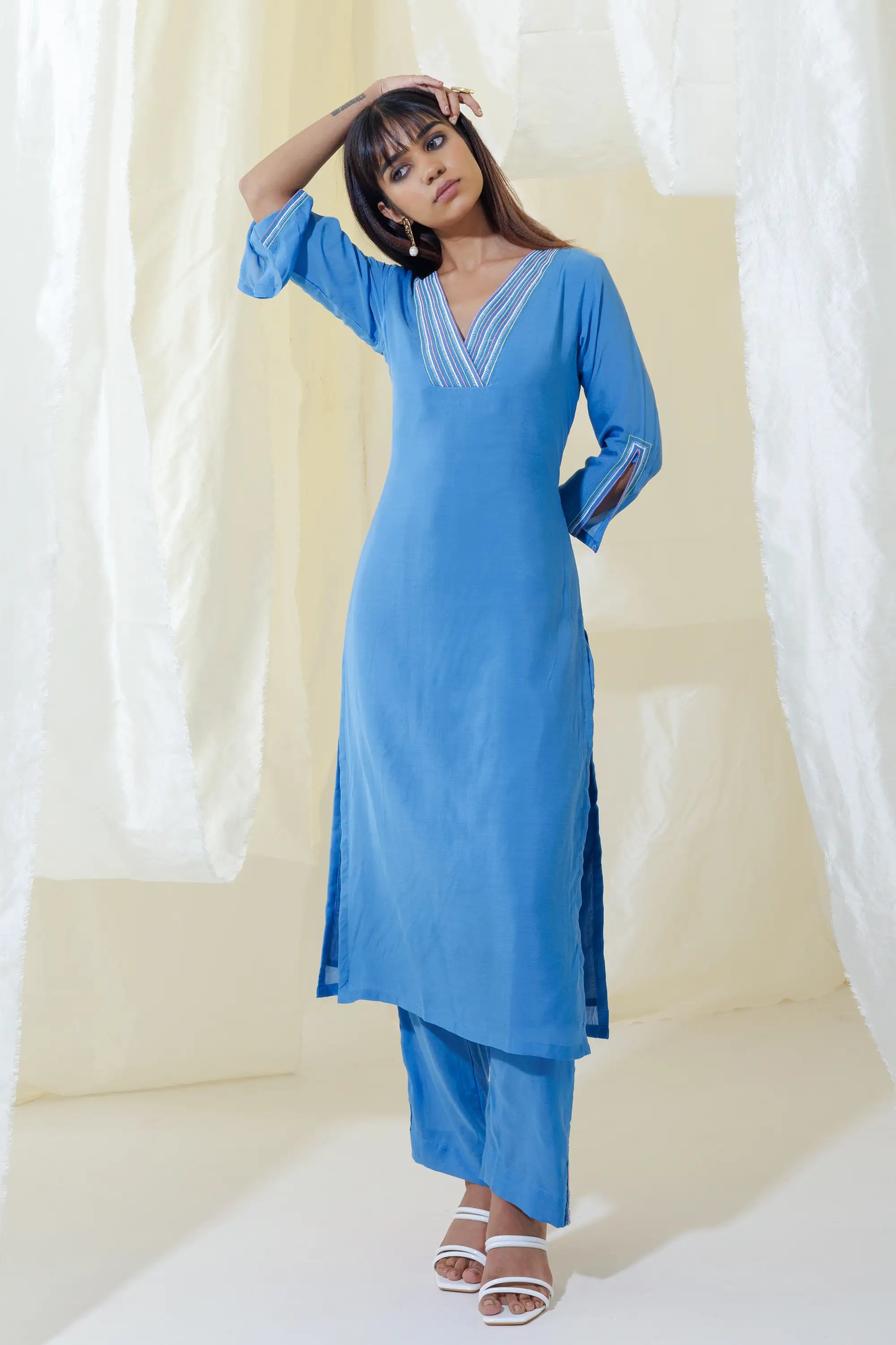 Blue Straight Fit Kurta Set