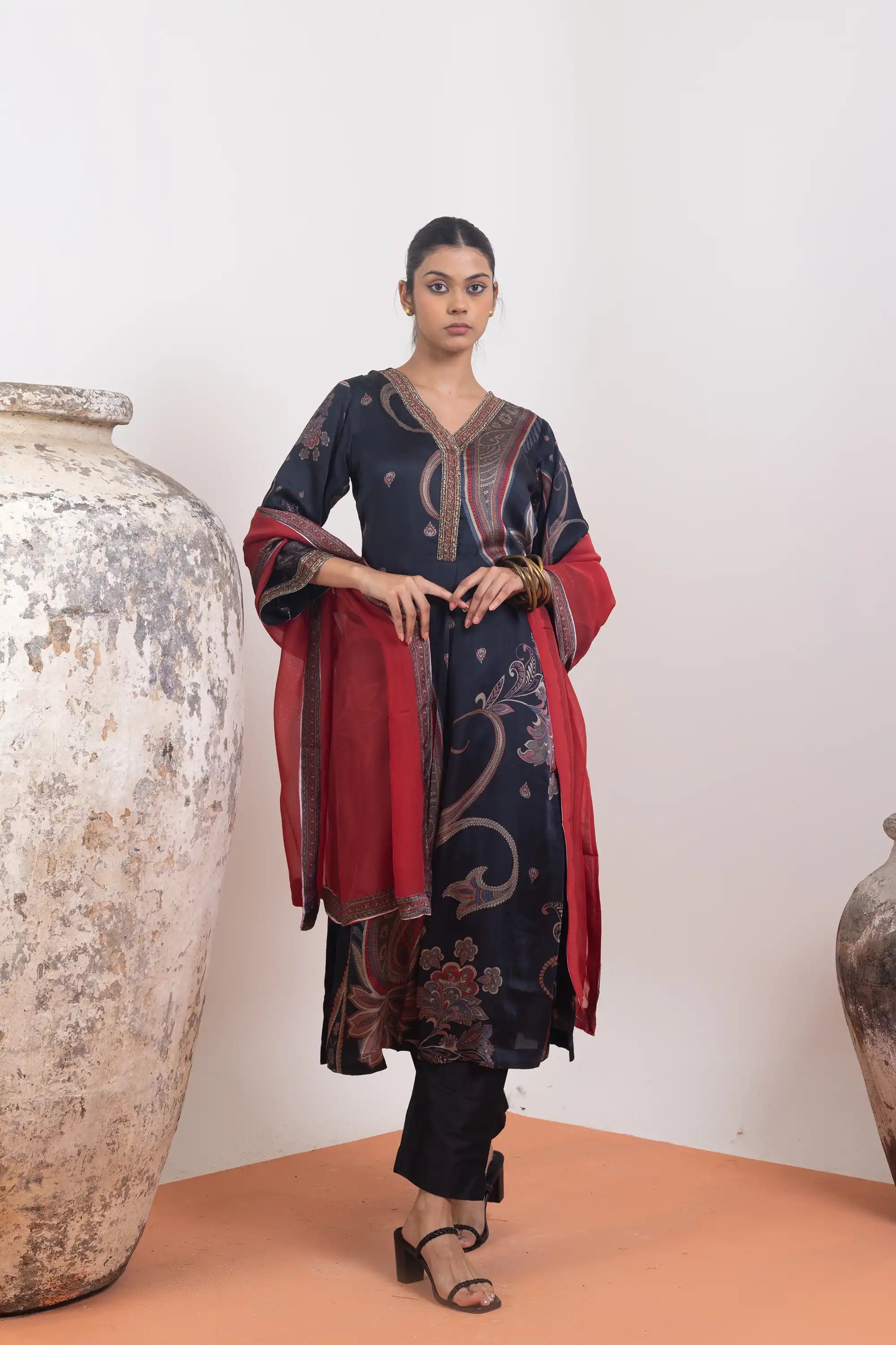 PAYAL Festive Black Kurta Suit Set - Tarang