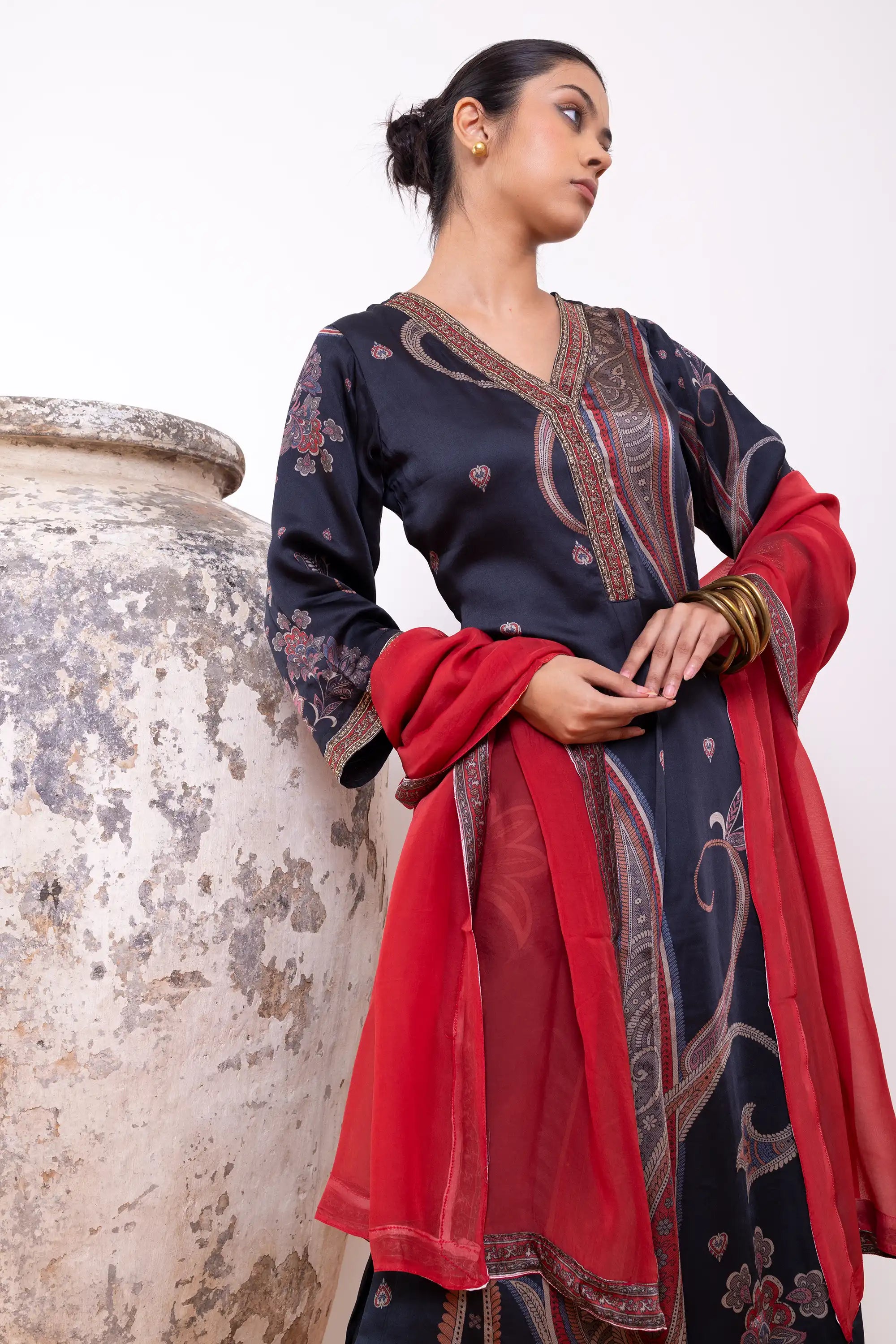 PAYAL Festive Black Kurta Suit Set - Tarang